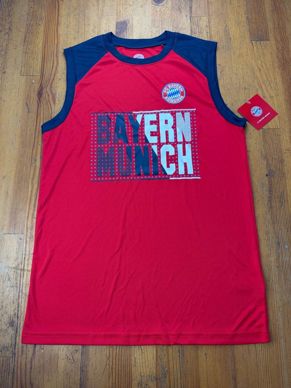 Bayern Munich Red Sleeveless Tank top, Germany Training Soccer Jersey sz Small
